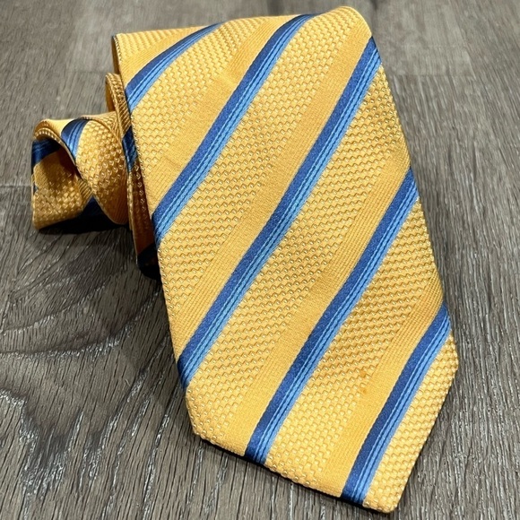 Canali Tie Made in Italy 100% Silk Yellow Navy Stripe Power Business Summer - Picture 2 of 11